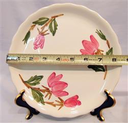 VINTAGE SET OF 30 PIECES OF 1940S CONTINENTAL KILNS ROSE/GREEN ARBOR CREAM DISH